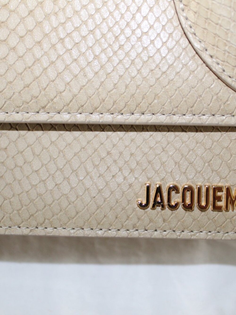 NEW Jacquemus Long Le Chiquito Moyen Bag Trapeze Top Handle Handbag Crossbody - Picture 7 of 11